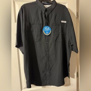 NWT Men’s Columbia Short Sleeve Button Down shirt